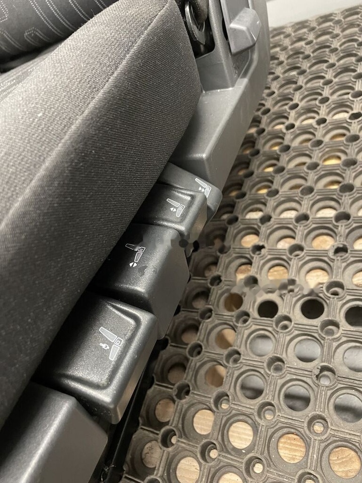 Banco de Caminhão nuevo Mercedes-Benz ATEGO SEATS BRAND NEW truck: foto 7