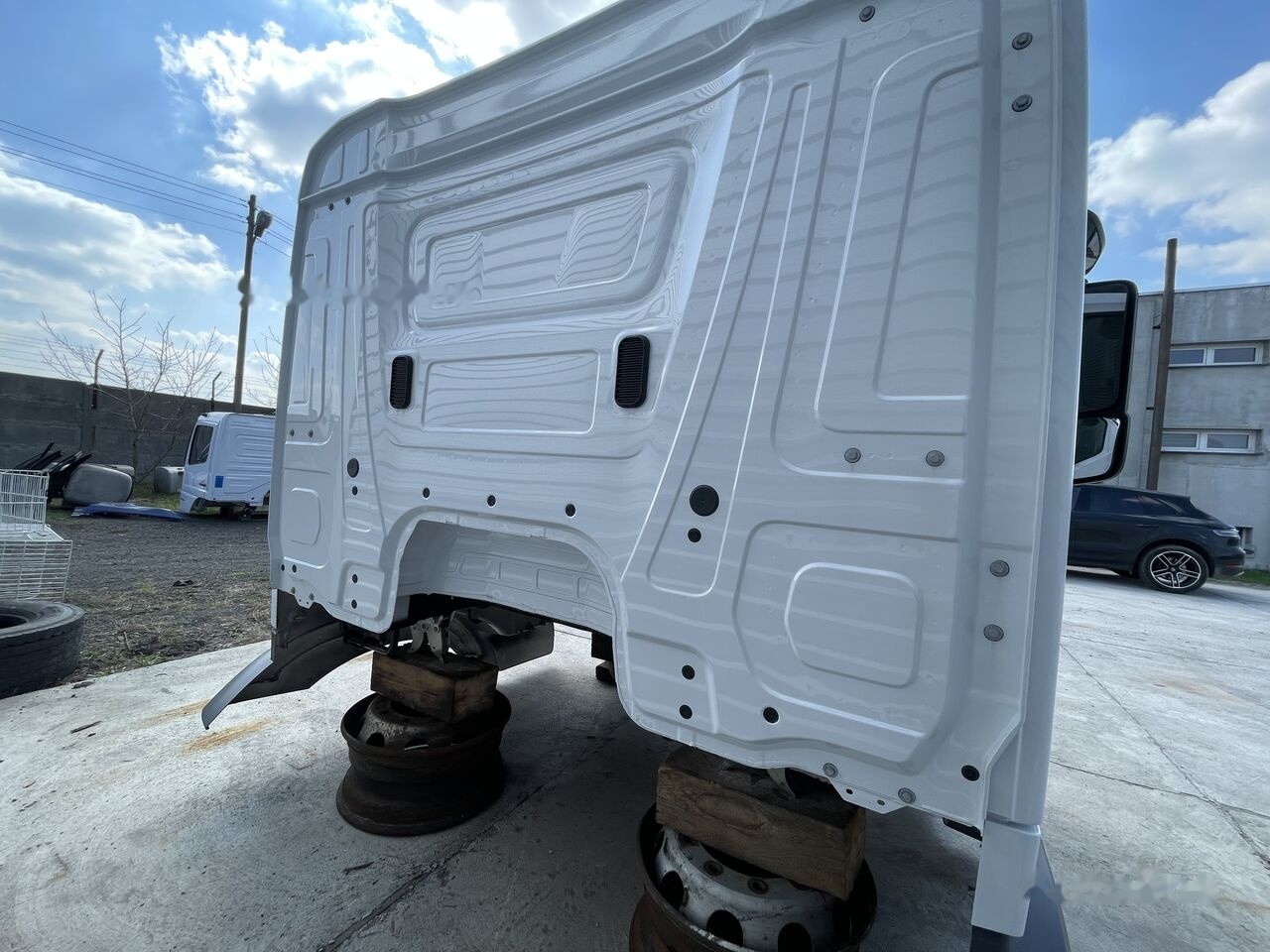 Cabine nuevo Mercedes-Benz Actros MP4  for Mercedes-Benz ACTROS ANTOS AXOR: foto 10