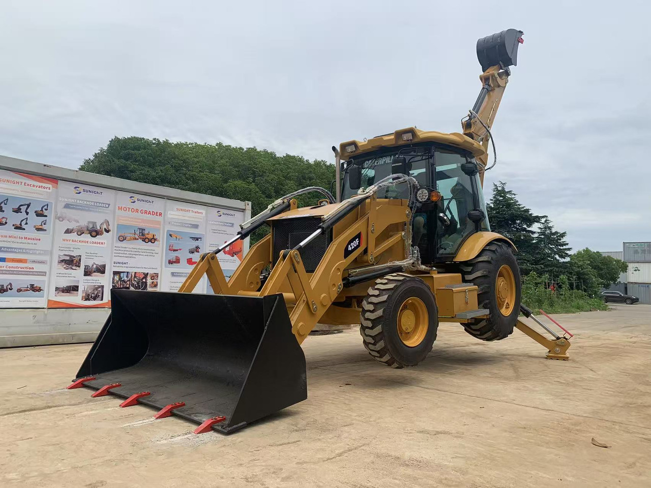 Caterpillar 4x4 Backhoe Loader CAT 420, 428 - Retroescavadeira: foto 3 Caterpillar 4x4 Backhoe Loader CAT 420, 428 - Retroescavadeira: foto 3