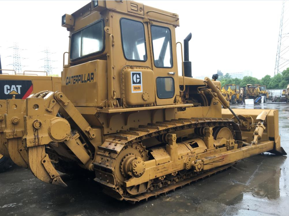 Caterpillar D6D Bulldozer Good Condition Tracked Tractor for Bolivia - Buldôzer: foto 4 Caterpillar D6D Bulldozer Good Condition Tracked Tractor for Bolivia - Buldôzer: foto 4