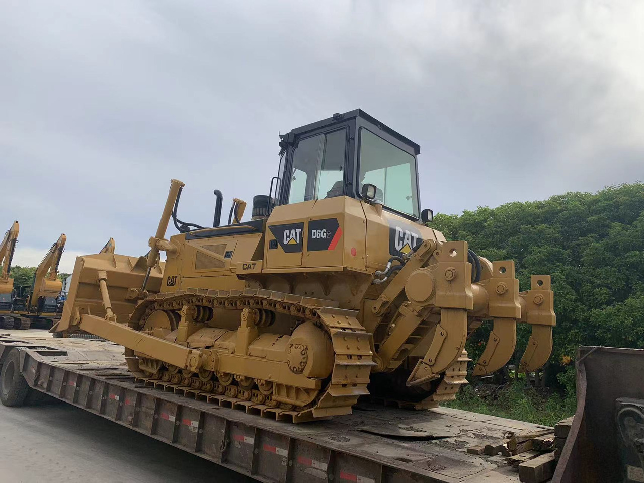 Caterpillar D6G, D6G2 Bulldozer Good Price Secondhand CAT Tracked Tractor - Buldôzer: foto 2 Caterpillar D6G, D6G2 Bulldozer Good Price Secondhand CAT Tracked Tractor - Buldôzer: foto 2