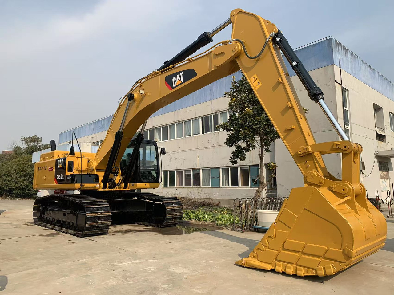 Caterpillar Heavy Duty Excavator 45 ton CAT Mining Machine 345D, 345D2 - Escavadora de rastos: foto 1 Caterpillar Heavy Duty Excavator 45 ton CAT Mining Machine 345D, 345D2 - Escavadora de rastos: foto 1