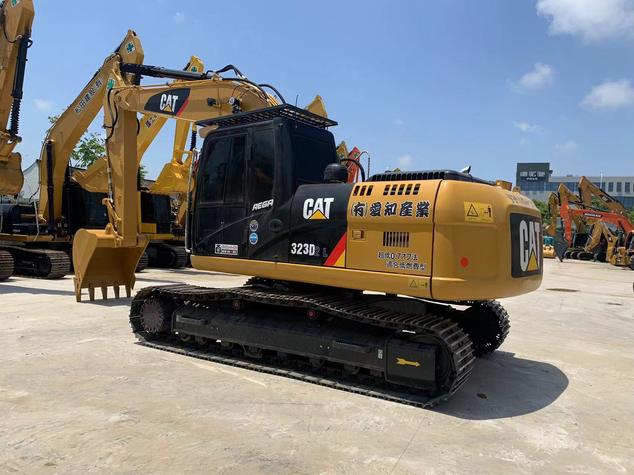 Caterpillar Tracked Excavator CAT 323D, 323D2 for Bolivia - Escavadora de rastos: foto 4 Caterpillar Tracked Excavator CAT 323D, 323D2 for Bolivia - Escavadora de rastos: foto 4