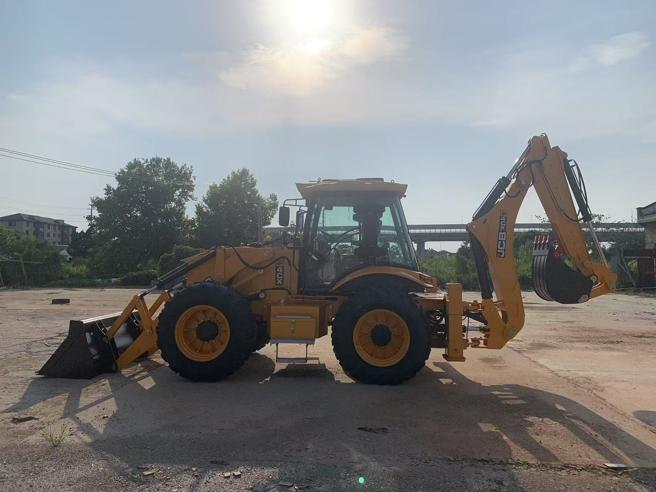 JCB 4x4 Backhoe Loader 4CX, 3CX Brand New Condition - Retroescavadeira: foto 1 JCB 4x4 Backhoe Loader 4CX, 3CX Brand New Condition - Retroescavadeira: foto 1