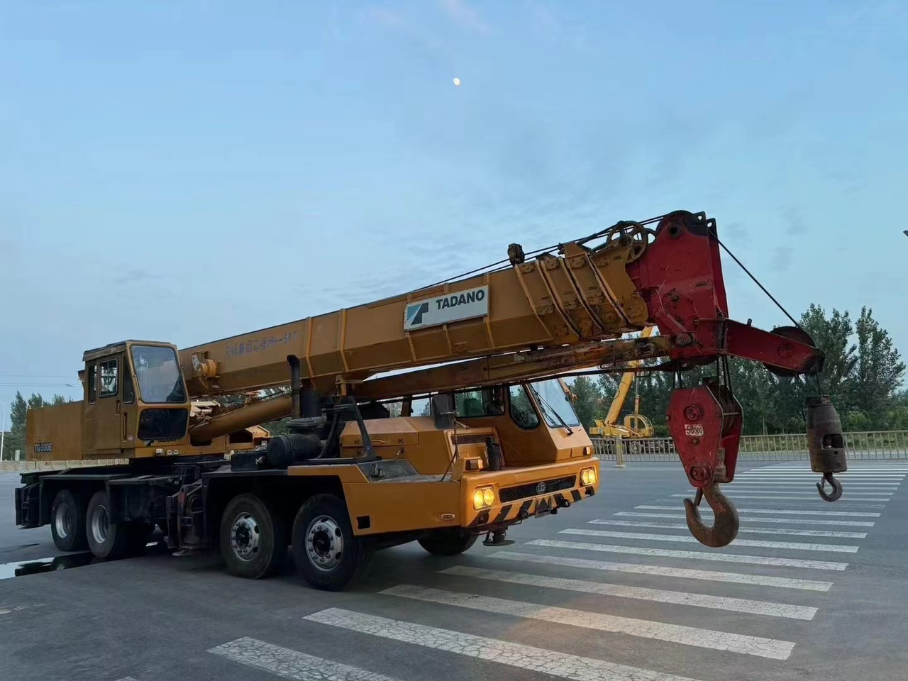 TADANO TG500E Good Condition 50 ton Truck Crane - Guindaste móvel: foto 2 TADANO TG500E Good Condition 50 ton Truck Crane - Guindaste móvel: foto 2