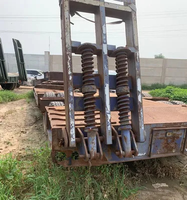 Used 4 Axles 60ton Low Bed Lowboy Lowbed Semi Truck Trailers - Semireboque baixa: foto 1 Used 4 Axles 60ton Low Bed Lowboy Lowbed Semi Truck Trailers - Semireboque baixa: foto 1