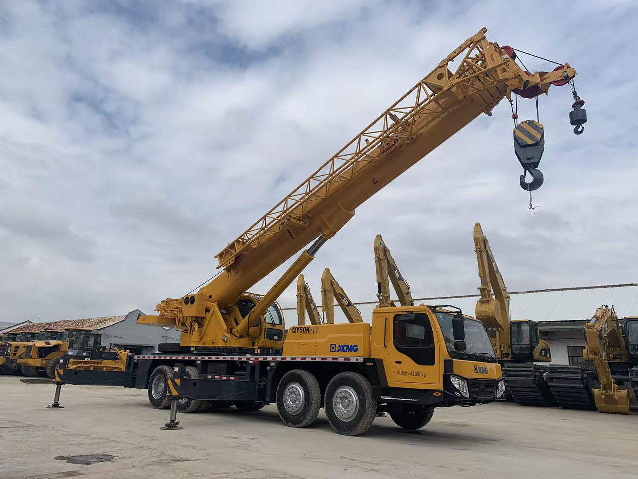 XCMG QY50K-2 Good Price 50 ton Truck Crane - Guindaste móvel: foto 1 XCMG QY50K-2 Good Price 50 ton Truck Crane - Guindaste móvel: foto 1