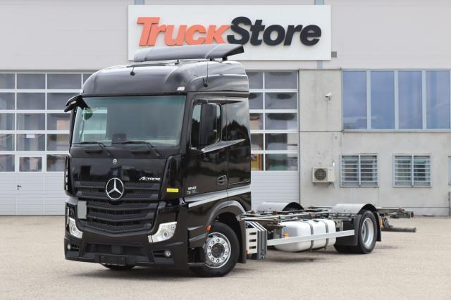 Mercedes-Benz Actros 1842 L nR - Caminhão transportador de contêineres/ Caixa móvel: foto 1 Mercedes-Benz Actros 1842 L nR - Caminhão transportador de contêineres/ Caixa móvel: foto 1