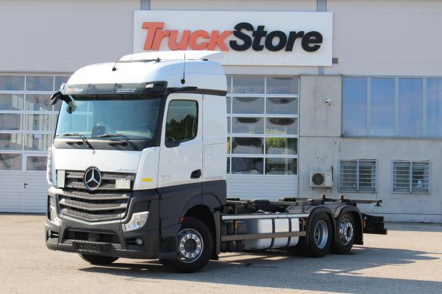 Mercedes-Benz Actros 2545 - Caminhão transportador de contêineres/ Caixa móvel: foto 1 Mercedes-Benz Actros 2545 - Caminhão transportador de contêineres/ Caixa móvel: foto 1