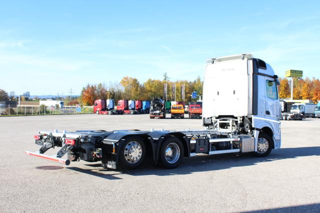 Mercedes-Benz Actros 2548LL HUBRAHMEN - Caminhão transportador de contêineres/ Caixa móvel: foto 3 Mercedes-Benz Actros 2548LL HUBRAHMEN - Caminhão transportador de contêineres/ Caixa móvel: foto 3