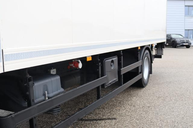 Mercedes-Benz Antos 1824 L - Caminhão frigorífico: foto 3 Mercedes-Benz Antos 1824 L - Caminhão frigorífico: foto 3