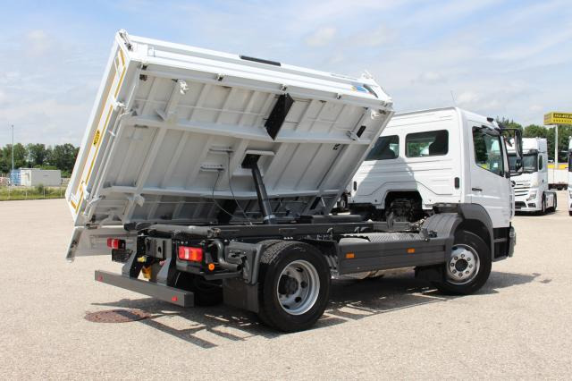 Mercedes-Benz Atego 1324K TOP NUTZLAST - Caminhão basculante: foto 3 Mercedes-Benz Atego 1324K TOP NUTZLAST - Caminhão basculante: foto 3