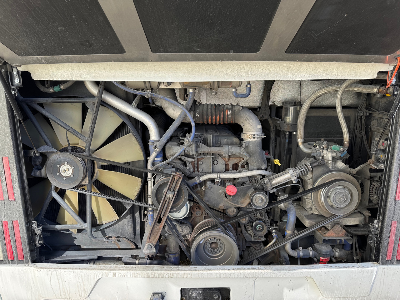 Locação de Van Hool EX17H Van Hool EX17H: foto 14
