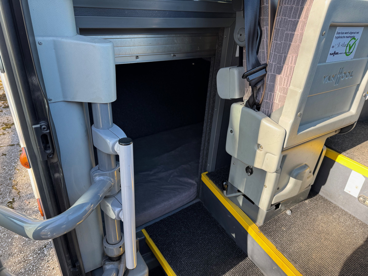 Locação de Van Hool EX17H Van Hool EX17H: foto 13