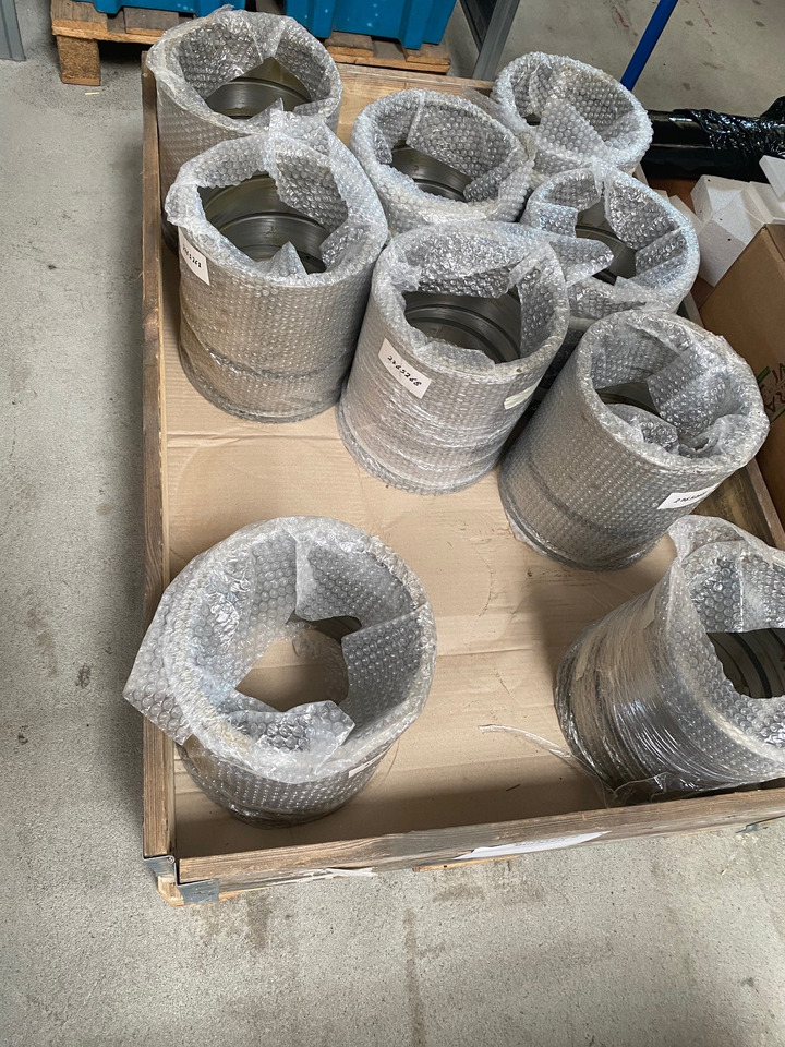 O&K Terex RH120E 6030 Bushing 2765268 1468727 449-8376 - Peça de reposição de Caminhão: foto 1 O&K Terex RH120E 6030 Bushing 2765268 1468727 449-8376 - Peça de reposição de Caminhão: foto 1