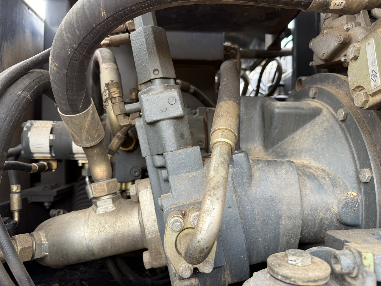 REXROTH - Bomba hidráulica de Escavadeira: foto 4 REXROTH - Bomba hidráulica de Escavadeira: foto 4