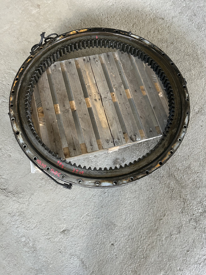 Volvo EW140C - Coroa de giro de Escavadeira de rodas: foto 4 Volvo EW140C - Coroa de giro de Escavadeira de rodas: foto 4