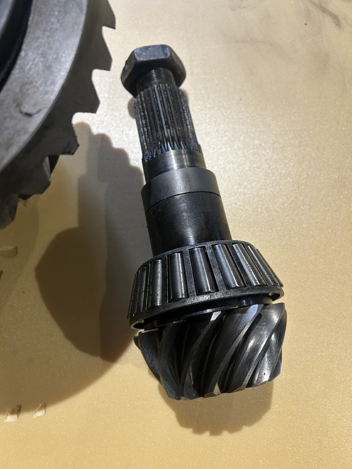ZF 4472 348 064 35:12 - Diferencial de Escavadeira de rodas: foto 4 ZF 4472 348 064 35:12 - Diferencial de Escavadeira de rodas: foto 4