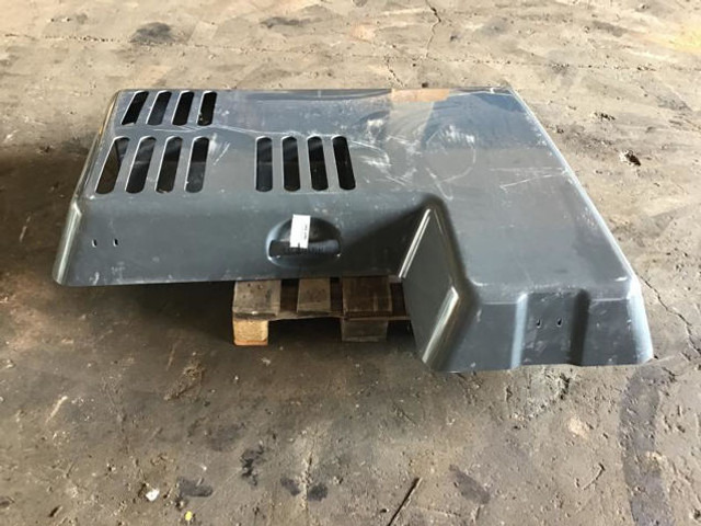 Liebherr Engine Hood - Capô: foto 2 Liebherr Engine Hood - Capô: foto 2