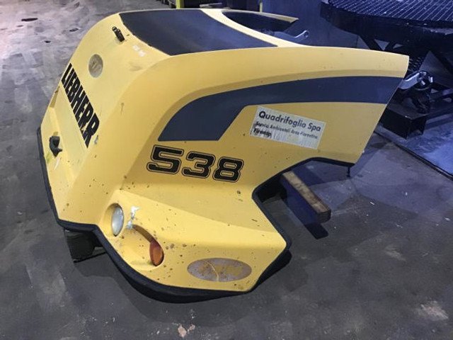 Liebherr Engine Hood - Capô: foto 3 Liebherr Engine Hood - Capô: foto 3