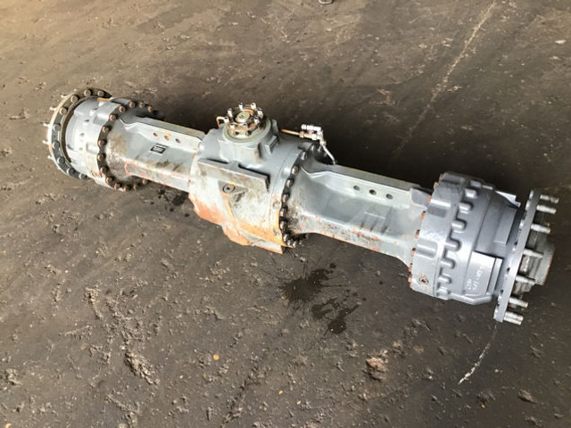 Liebherr Front Axle - Eixo e peças: foto 1 Liebherr Front Axle - Eixo e peças: foto 1