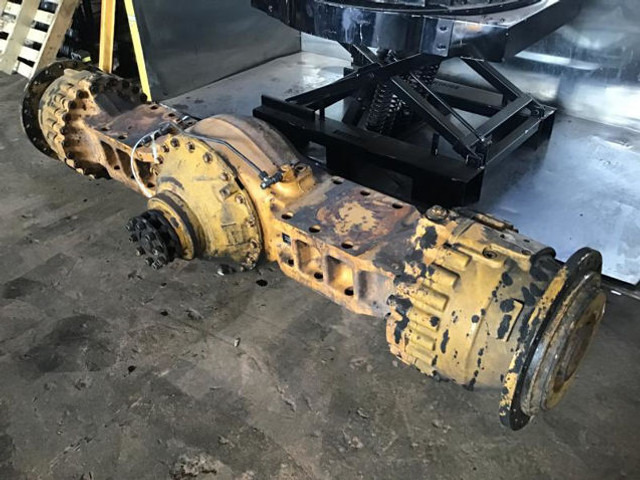 Liebherr Front Axle - Eixo dianteiro: foto 1 Liebherr Front Axle - Eixo dianteiro: foto 1