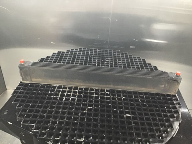 Liebherr Fuelcooler - Radiador de óleo: foto 1 Liebherr Fuelcooler - Radiador de óleo: foto 1