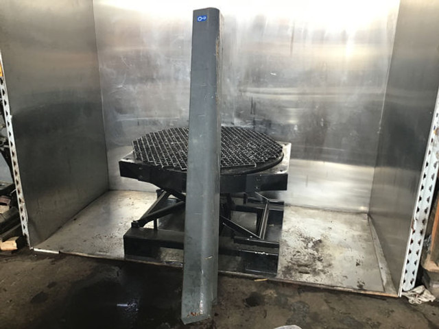 Liebherr - Capô: foto 1 Liebherr - Capô: foto 1