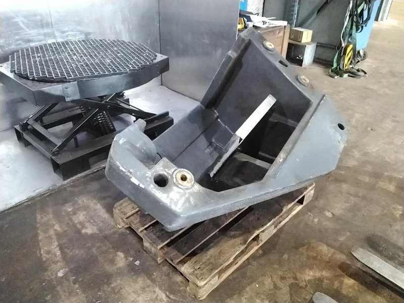 Liebherr - Contrapeso de Máquina de construção: foto 2 Liebherr - Contrapeso de Máquina de construção: foto 2