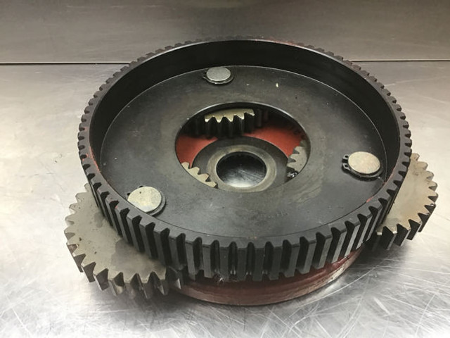 Liebherr Planetary Carrier - Suspensão: foto 2 Liebherr Planetary Carrier - Suspensão: foto 2