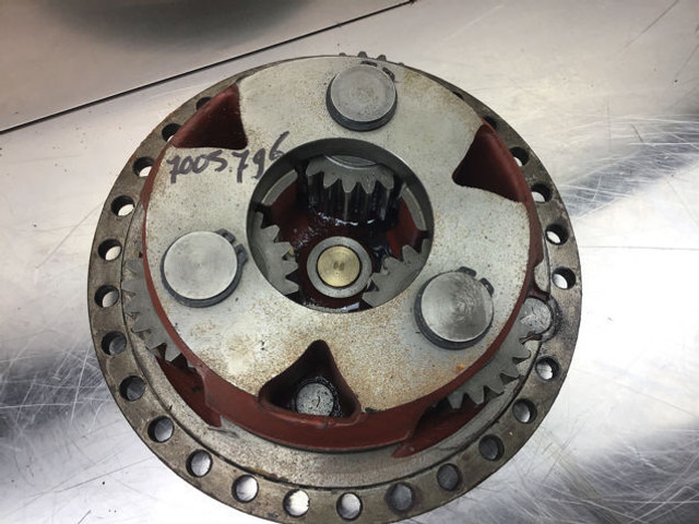 Liebherr Planetary Carrier - Suspensão: foto 5 Liebherr Planetary Carrier - Suspensão: foto 5