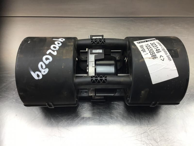 Liebherr R946 LC / R946 NLC / R956 / R976 / R926 LC / R920 / R920 LC - Ventilador do habitáculo: foto 2 Liebherr R946 LC / R946 NLC / R956 / R976 / R926 LC / R920 / R920 LC - Ventilador do habitáculo: foto 2