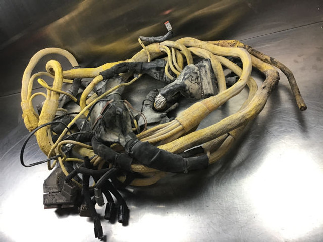 Liebherr R966 HD - Cables/ Wire harness: foto 3 Liebherr R966 HD - Cables/ Wire harness: foto 3