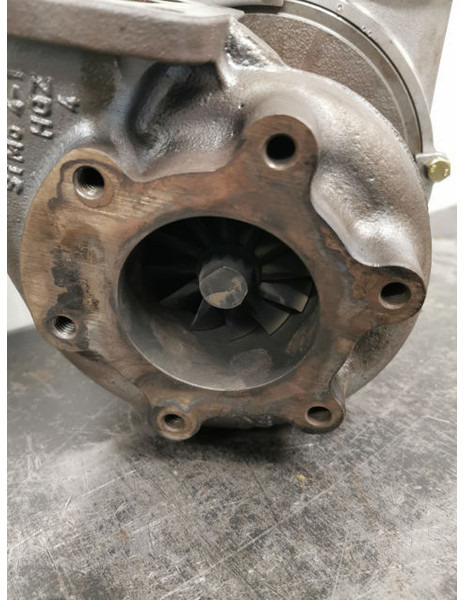 Liebherr Turbo Charger K29 - Turbocompressor: foto 4 Liebherr Turbo Charger K29 - Turbocompressor: foto 4