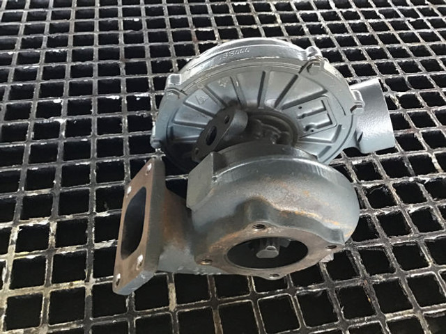 Liebherr Turbo charger K27 - Turbocompressor: foto 2 Liebherr Turbo charger K27 - Turbocompressor: foto 2