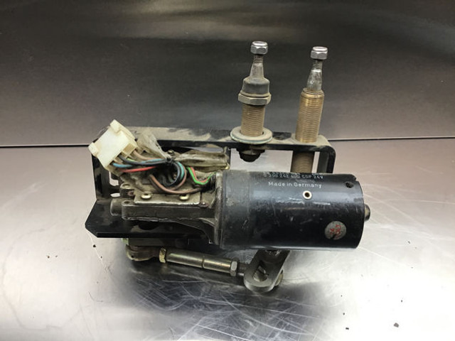 Liebherr Wiper Motor - Limpador de pára-brisa: foto 4 Liebherr Wiper Motor - Limpador de pára-brisa: foto 4