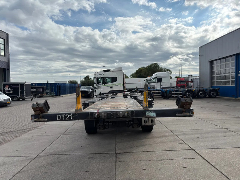 D-Tec CT-60-05D / 5 Axles / 3x Steering Axle / 4x Lift Axle / BPW - Semireboque transportador de contêineres/ Caixa móvel: foto 5 D-Tec CT-60-05D / 5 Axles / 3x Steering Axle / 4x Lift Axle / BPW - Semireboque transportador de contêineres/ Caixa móvel: foto 5