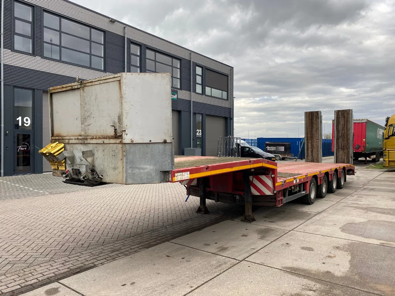 Faymonville Max Trailer F-S44-1A1Y / Extendable / Hydraulic Ramps / 58 Ton / 2x Steering Axle - Semireboque baixa: foto 4 Faymonville Max Trailer F-S44-1A1Y / Extendable / Hydraulic Ramps / 58 Ton / 2x Steering Axle - Semireboque baixa: foto 4