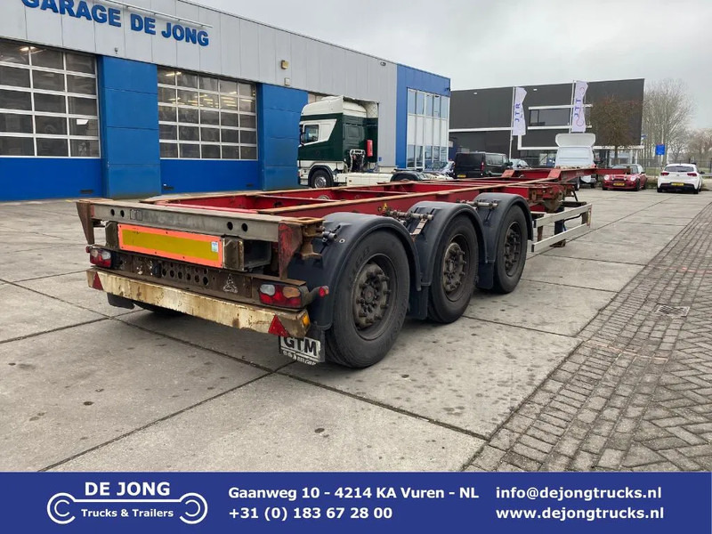 Schmitz Cargobull SCF 24 G Chassis / SAF + Disc / 1x Extendable / Lift axle - Semireboque transportador de contêineres/ Caixa móvel: foto 1 Schmitz Cargobull SCF 24 G Chassis / SAF + Disc / 1x Extendable / Lift axle - Semireboque transportador de contêineres/ Caixa móvel: foto 1