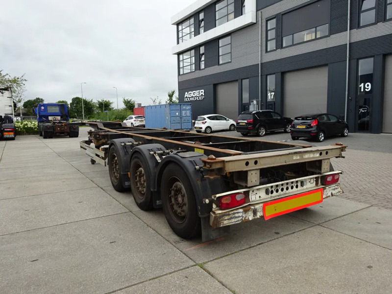 Schmitz Cargobull SCF 27 / SAF + Disc / 1x Extendable / 1x Lift Axle - Semireboque transportador de contêineres/ Caixa móvel: foto 3 Schmitz Cargobull SCF 27 / SAF + Disc / 1x Extendable / 1x Lift Axle - Semireboque transportador de contêineres/ Caixa móvel: foto 3