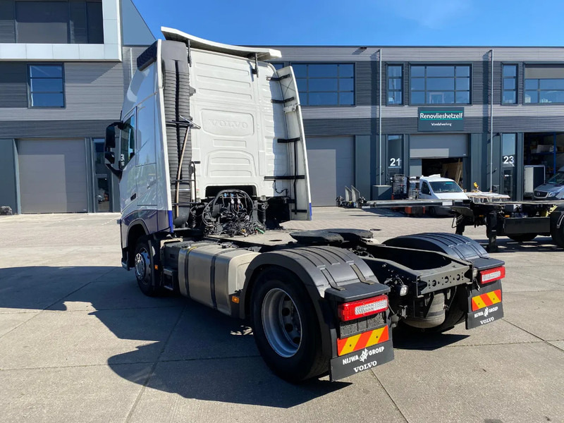 Volvo FH 13.500 Globetrotter XL / I-Park Cool / 2x Tank / Euro 6D - Tractor: foto 4 Volvo FH 13.500 Globetrotter XL / I-Park Cool / 2x Tank / Euro 6D - Tractor: foto 4
