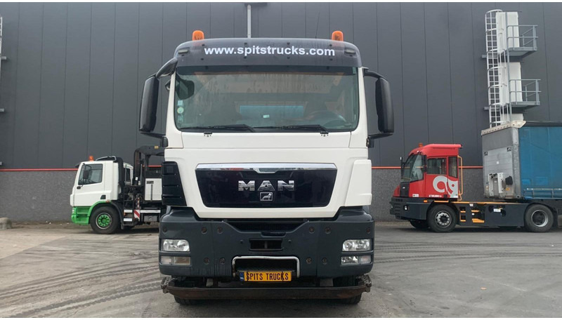 MAN TGS 35.360 Liebherr + 9M3 - Caminhão betoneira: foto 2 MAN TGS 35.360 Liebherr + 9M3 - Caminhão betoneira: foto 2