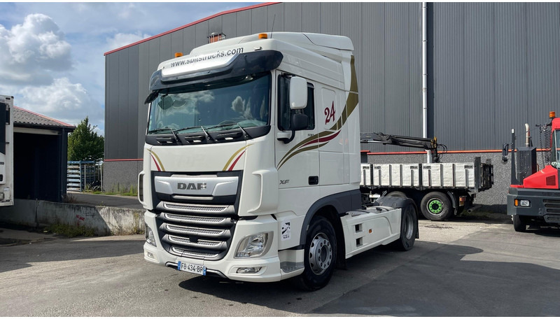 DAF XF 530 Retarder+ Kipperhydrauliek+ koelkast - Tractor: foto 1 DAF XF 530 Retarder+ Kipperhydrauliek+ koelkast - Tractor: foto 1