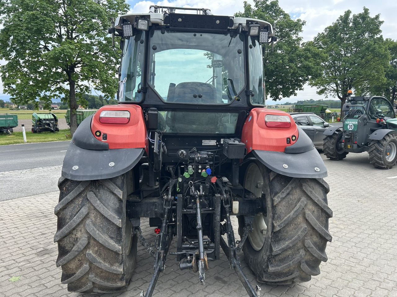 Steyr 4105 Kompakt ET Basis - Trator: foto 3 Steyr 4105 Kompakt ET Basis - Trator: foto 3