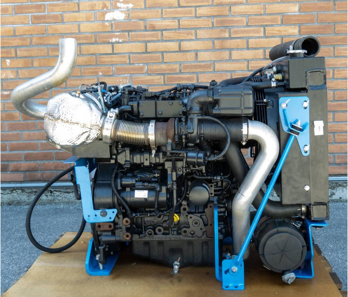 Deutz TD 2.2 L3 - Motor de Máquina de construção: foto 2 Deutz TD 2.2 L3 - Motor de Máquina de construção: foto 2