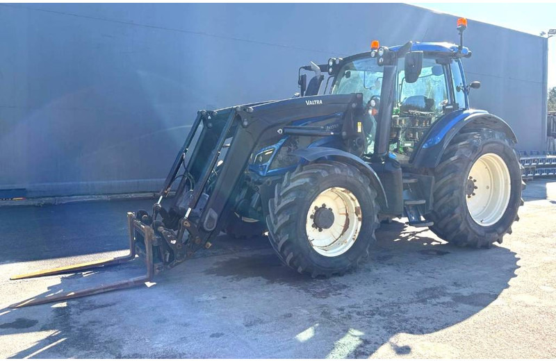 Valtra N 174 Smart Touch - Trator: foto 1 Valtra N 174 Smart Touch - Trator: foto 1