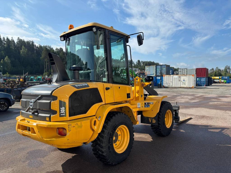 Volvo L 30 GS - Carregadeira de rodas: foto 3 Volvo L 30 GS - Carregadeira de rodas: foto 3