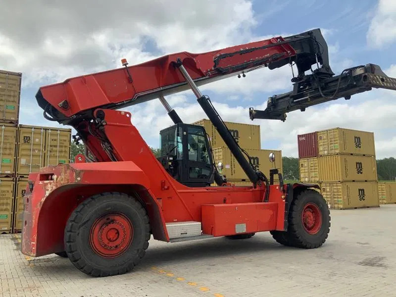 Hyster RS46-36CH - Reachstacker porta contentores: foto 2 Hyster RS46-36CH - Reachstacker porta contentores: foto 2