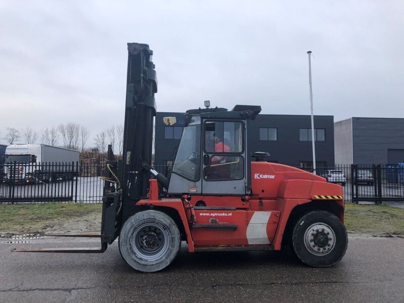 Kalmar DCE 120-6 - Empilhadeira a diesel: foto 2 Kalmar DCE 120-6 - Empilhadeira a diesel: foto 2