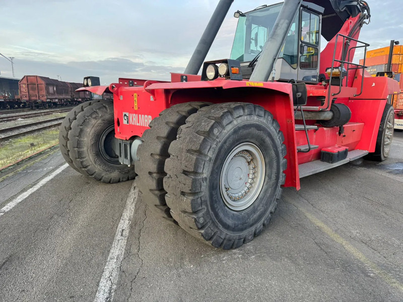 Kalmar DRF450-65S5 - Reachstacker porta contentores: foto 3 Kalmar DRF450-65S5 - Reachstacker porta contentores: foto 3